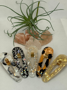 Trendy prints hair clips 2.5 inches.