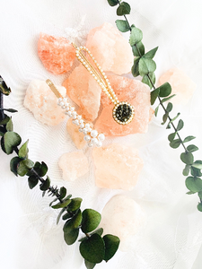 2 piece hair clip set pearl flowers and rhinestone pin