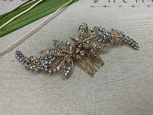 Gold wedding hair comb flowers with leaves and rhinestones