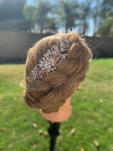 Gold wedding comb with pearls and rhinestones